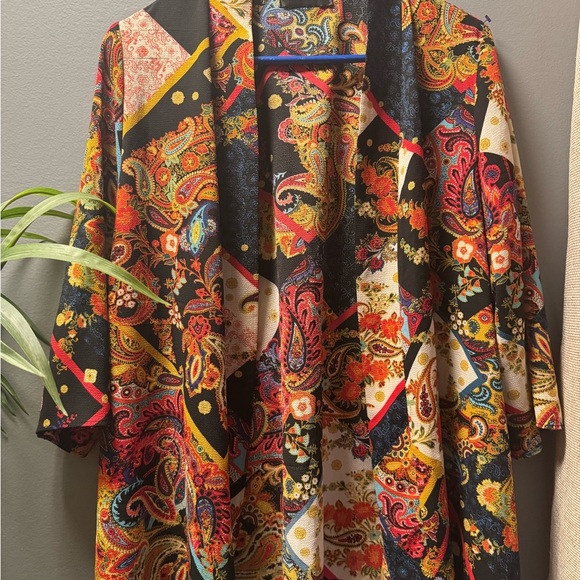 Chic Red and Orange Blouse Top - Picture 2 of 9